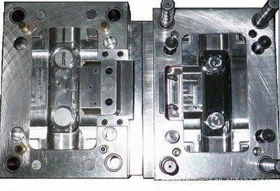 【移動電源模具加工,精密塑膠模具加工,免費(fèi)產(chǎn)品外觀及結(jié)構(gòu)設(shè)計】價格,廠家,圖片,塑料模,唐召輝-