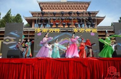 多彩金秋 打卡泉城 濟(jì)南漫游季舞臺藝術(shù)造型策劃